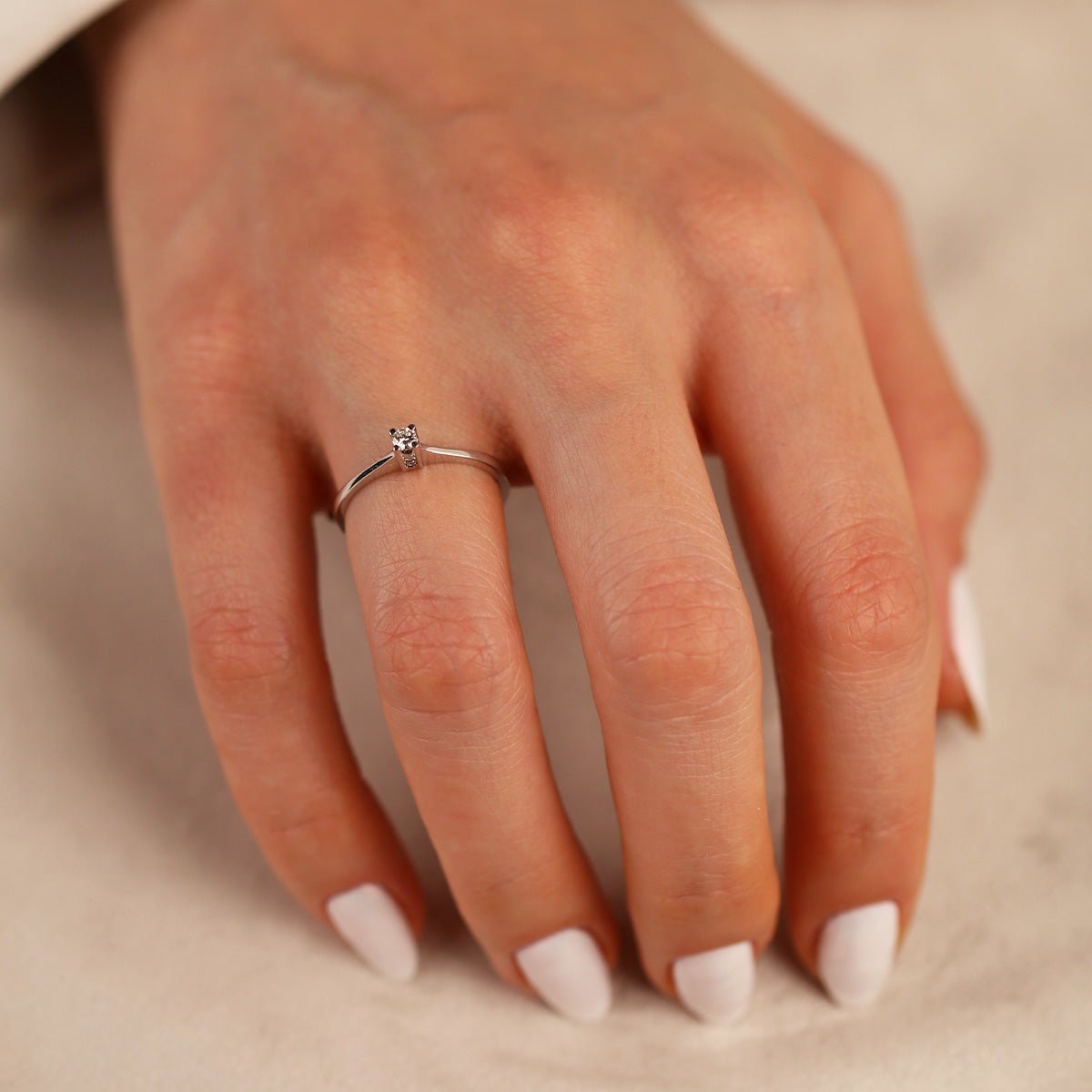 0,06 Karat Pırlanta Tektaş Yüzük - Nur Kuyumculuk