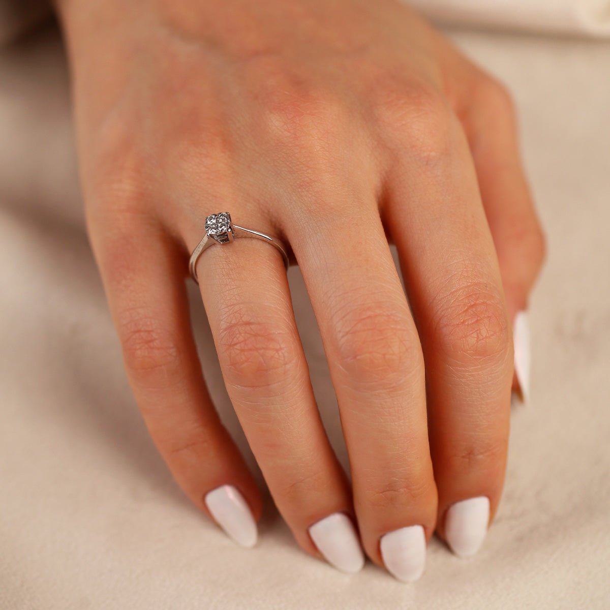 0,16 Karat Pırlanta Tektaş Yüzük - Nur Kuyumculuk