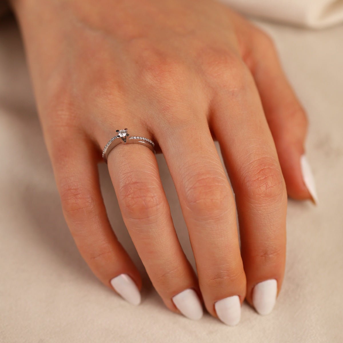 0,20 Karat Pırlanta Tektaş Yüzük - Nur Kuyumculuk