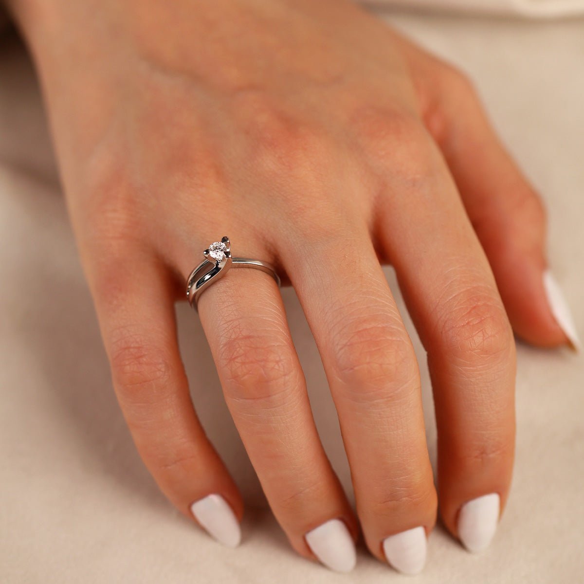 0,24 Karat Tektaş Pırlanta Yüzük - Nur Kuyumculuk