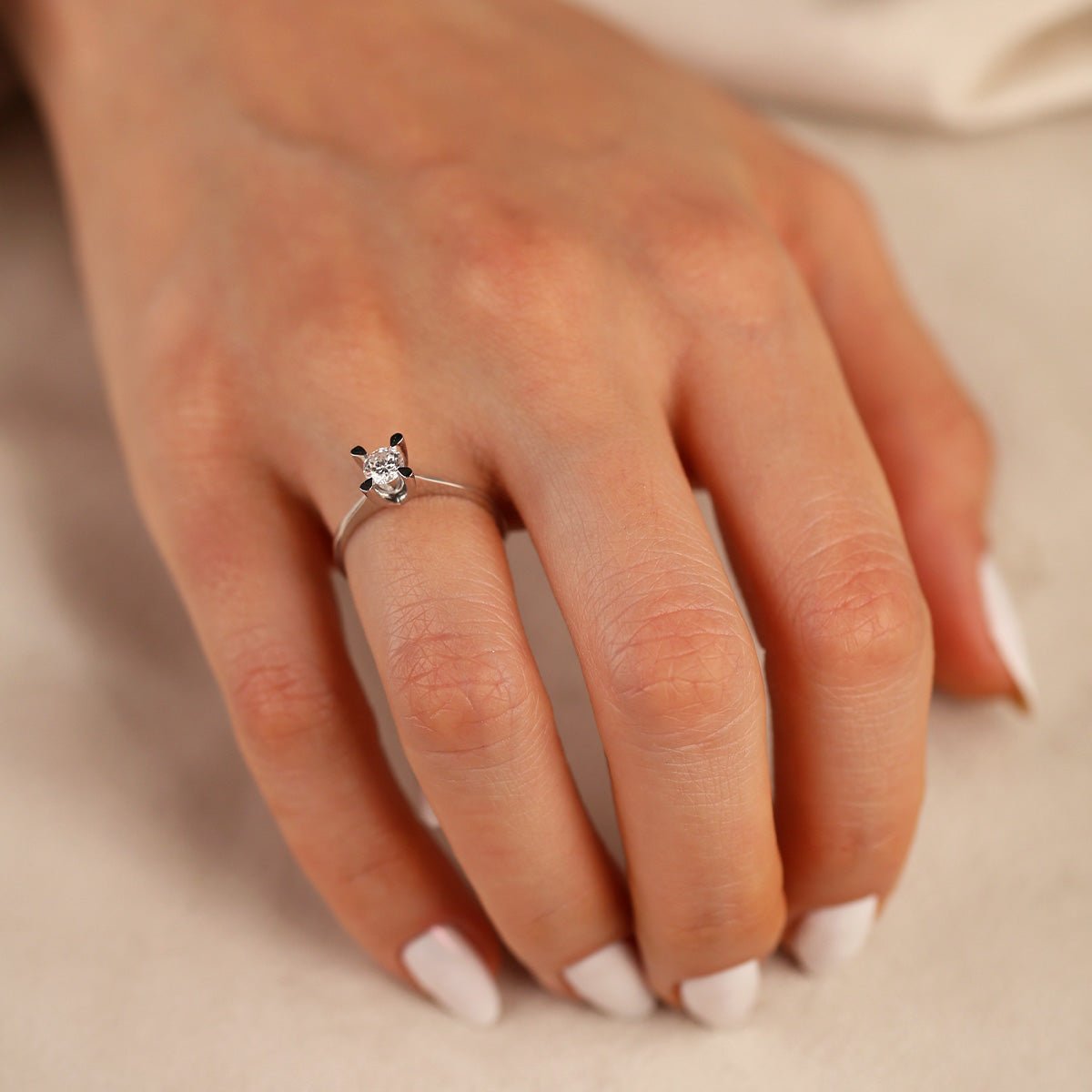 0,35 Karat Tektaş Pırlanta Yüzük - Nur Kuyumculuk