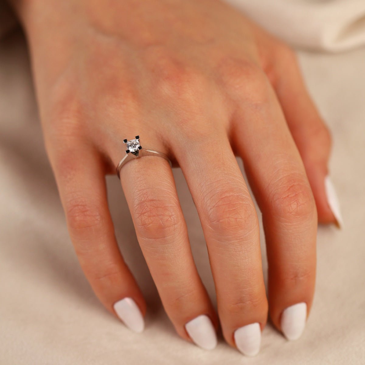 0,35 Karat Tektaş Pırlanta Yüzük - Nur Kuyumculuk