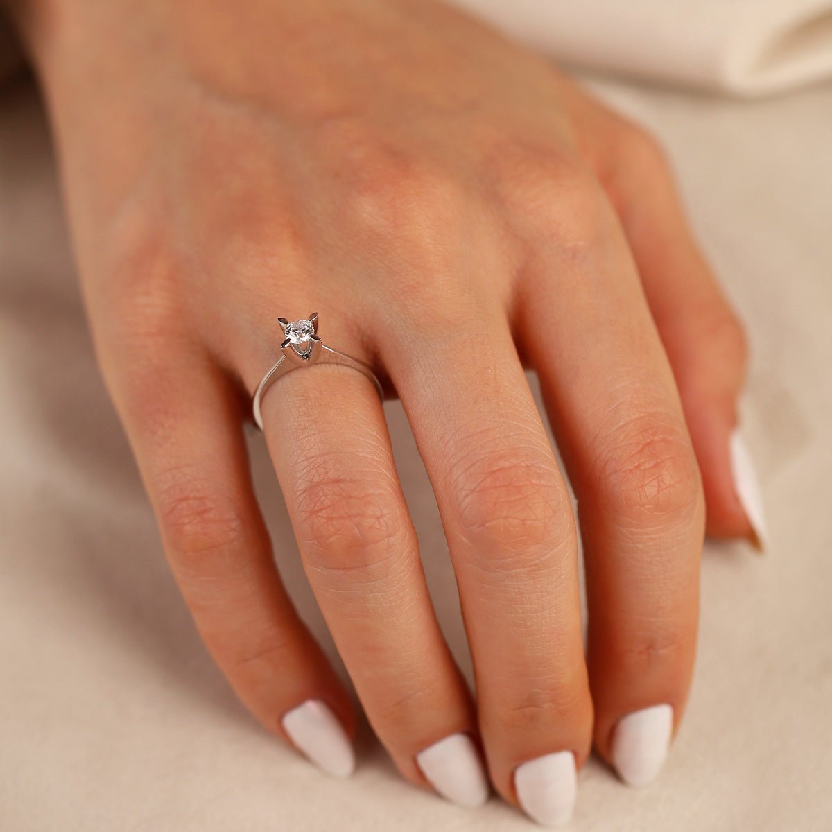 0,35 Karat Tektaş Pırlanta Yüzük - Nur Kuyumculuk