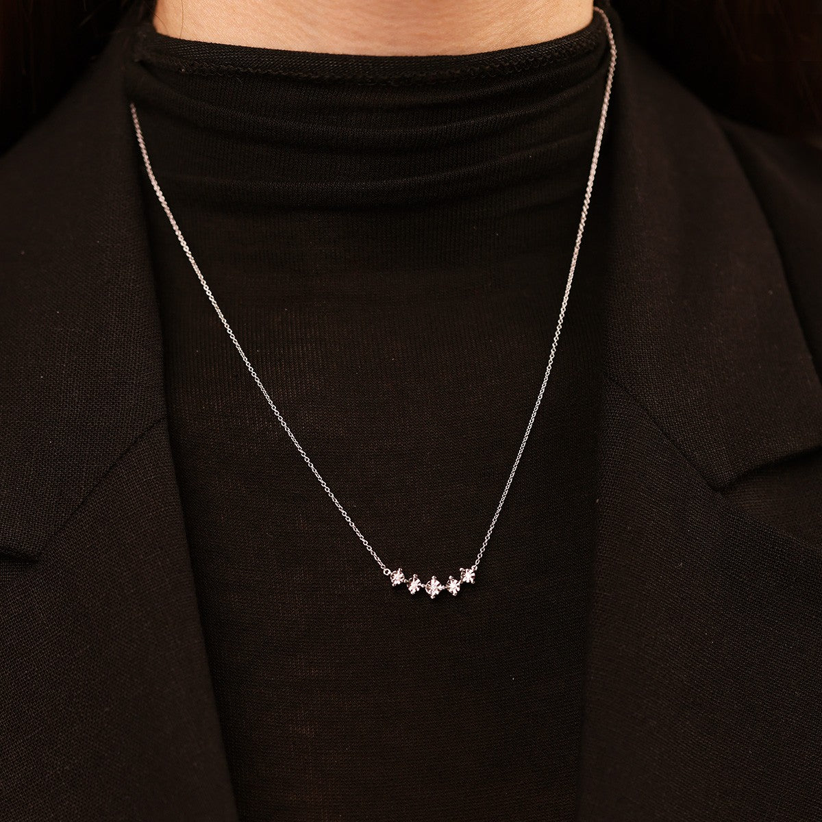 0,05 Karat Pırlanta Kolye