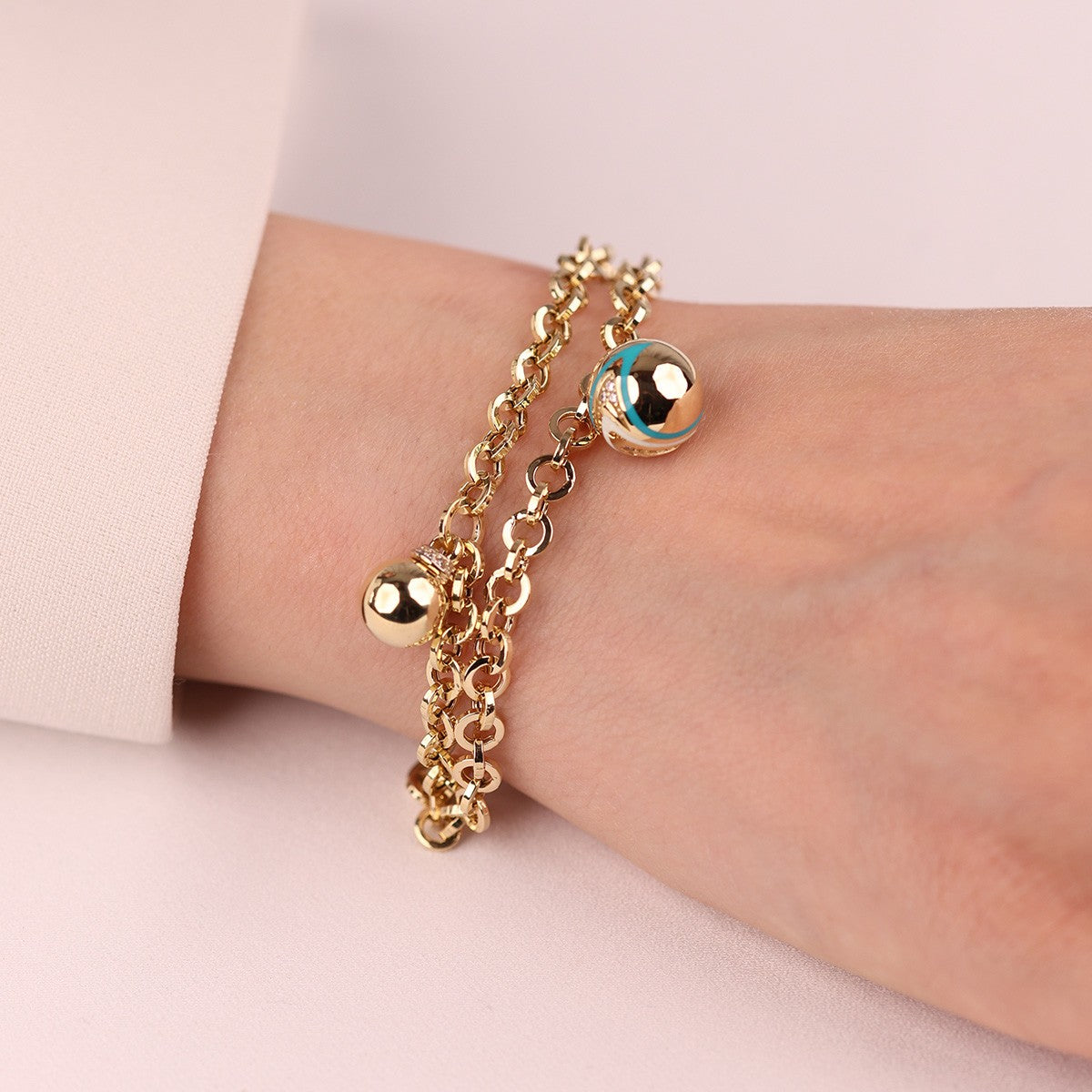 Cetaş Fortuna Çift Zincir Charm Detaylı 14 Ayar Altın Bileklik