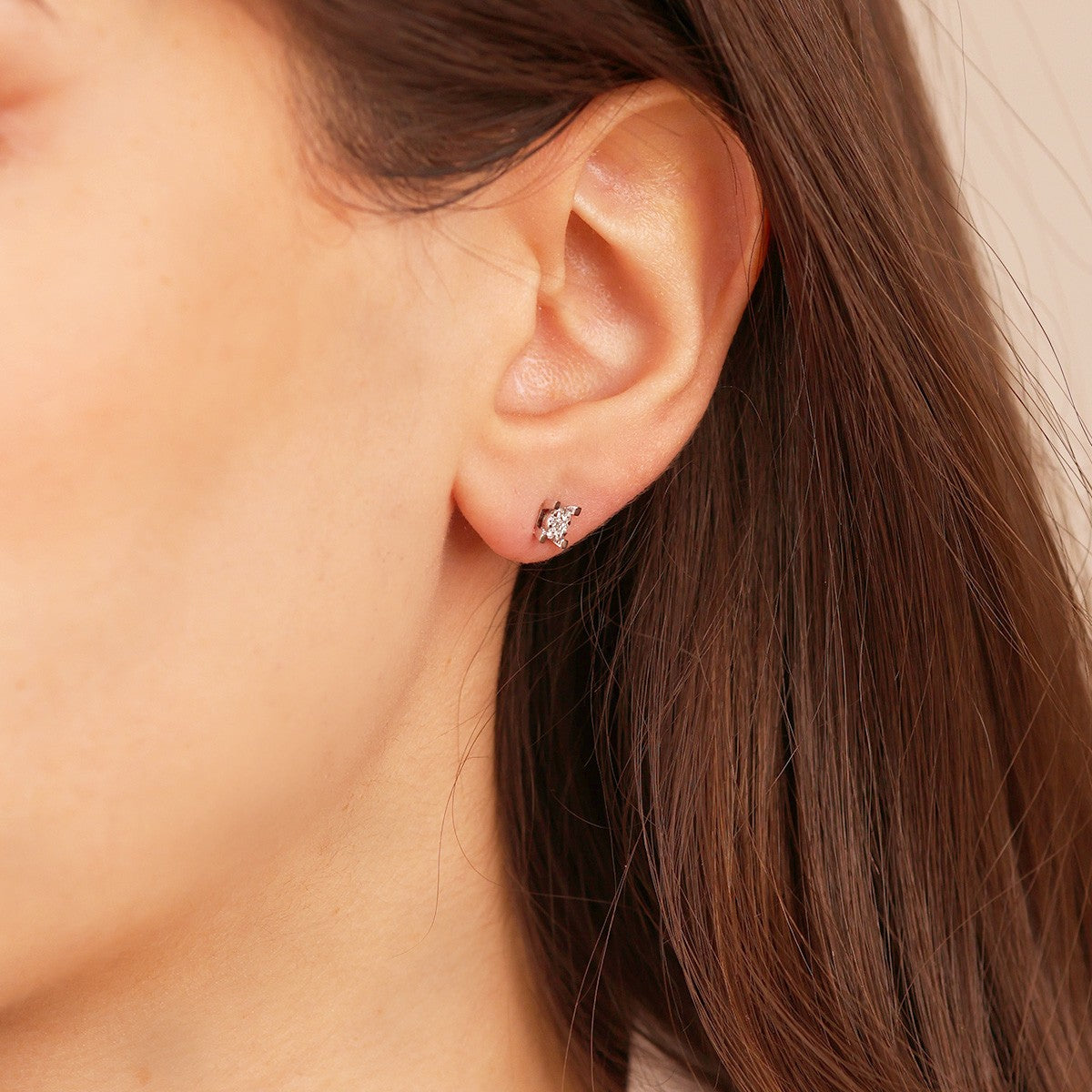 0,20 crt Pırlanta Tek Taş Küpe