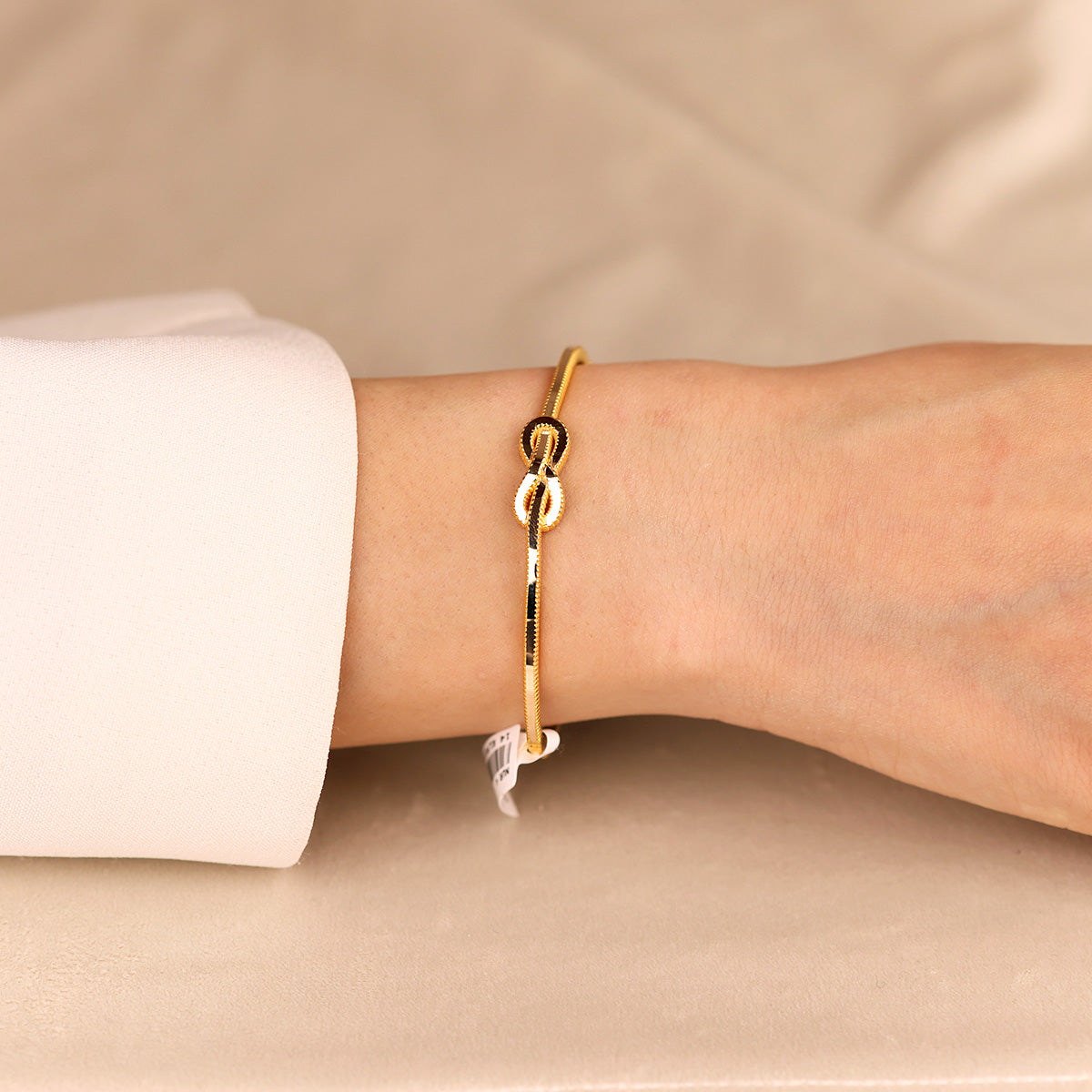 Ajda Düğüm Model 14 Ayar Altın Kelepçe