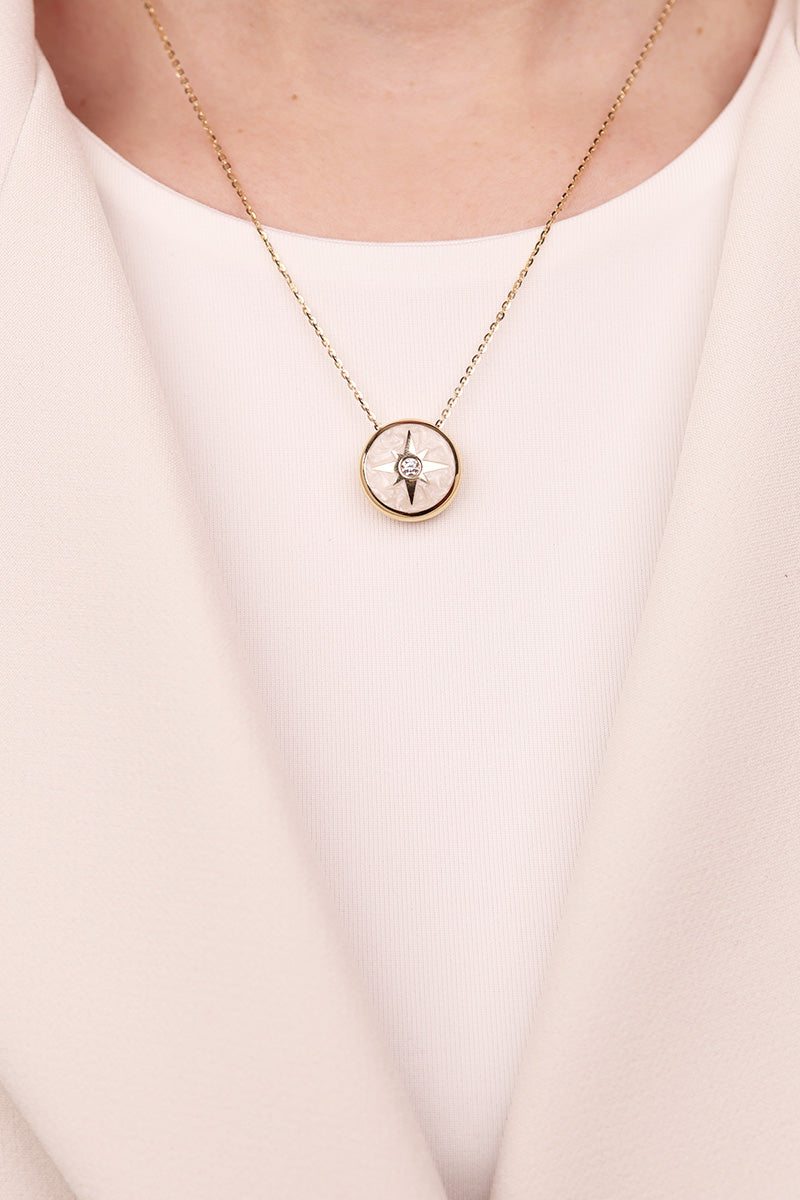 Cetaş Polaris Beyaz Mineli Zincirli 14 Ayar Altın Kolye