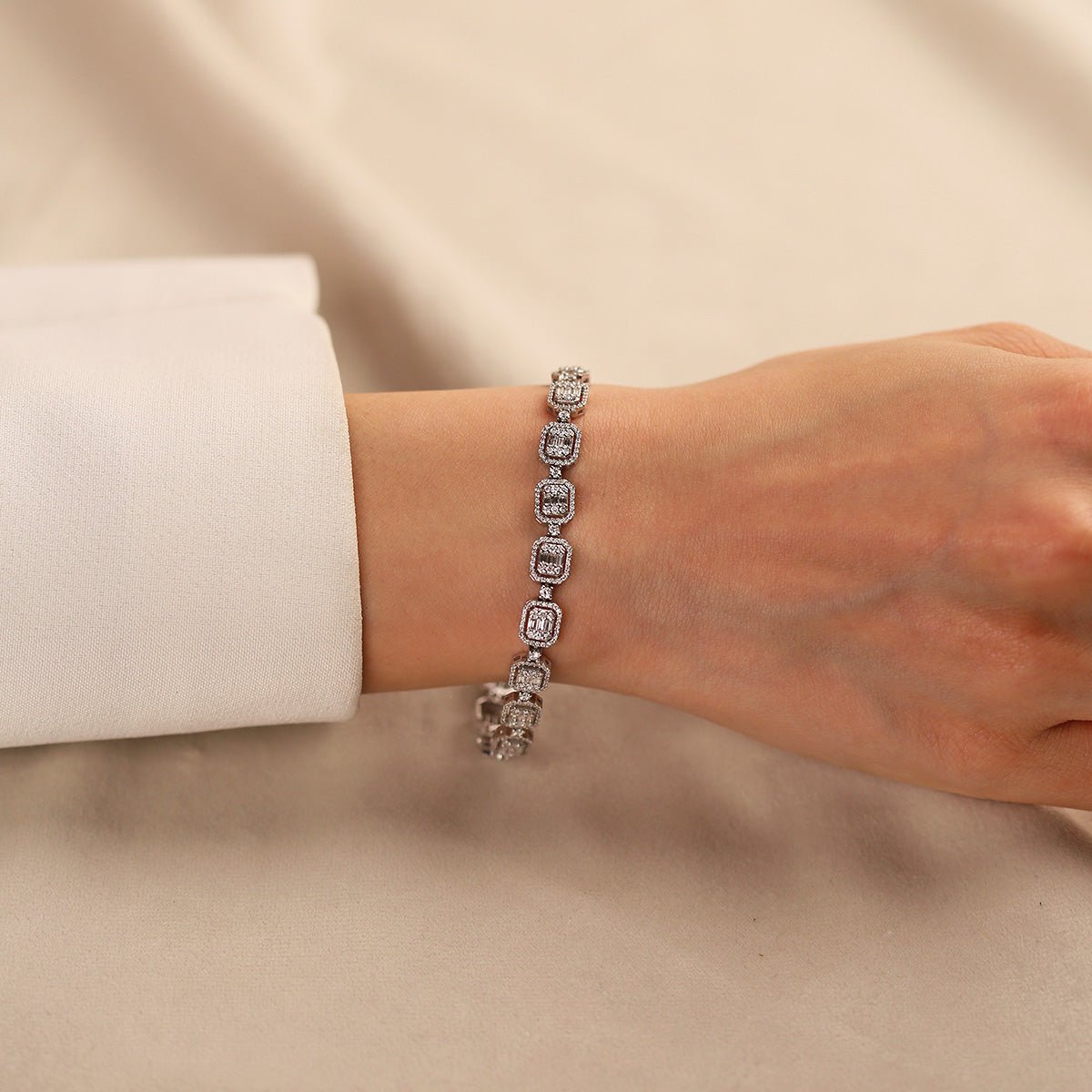 3,36 Karat Baget Pırlanta Bileklik - Nur Kuyumculuk