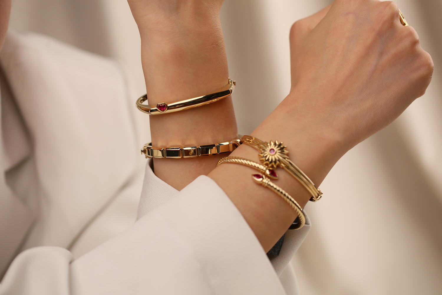 Cetaş Bileklik Altın Set 