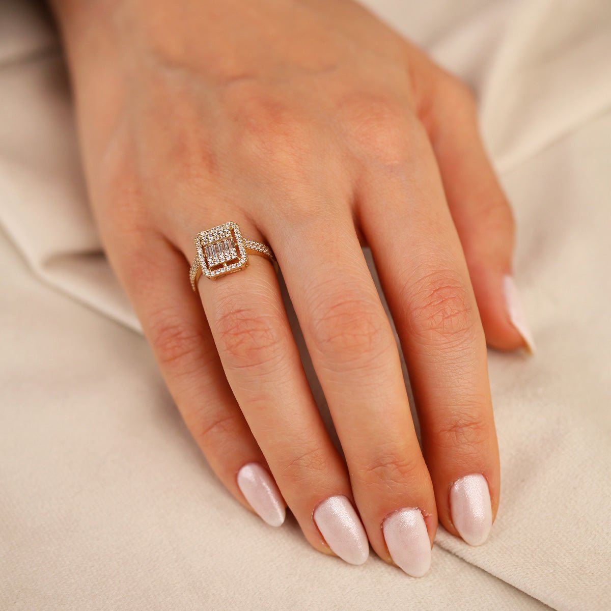 Baget 14 Ayar Altın Yüzük - Nur Kuyumculuk