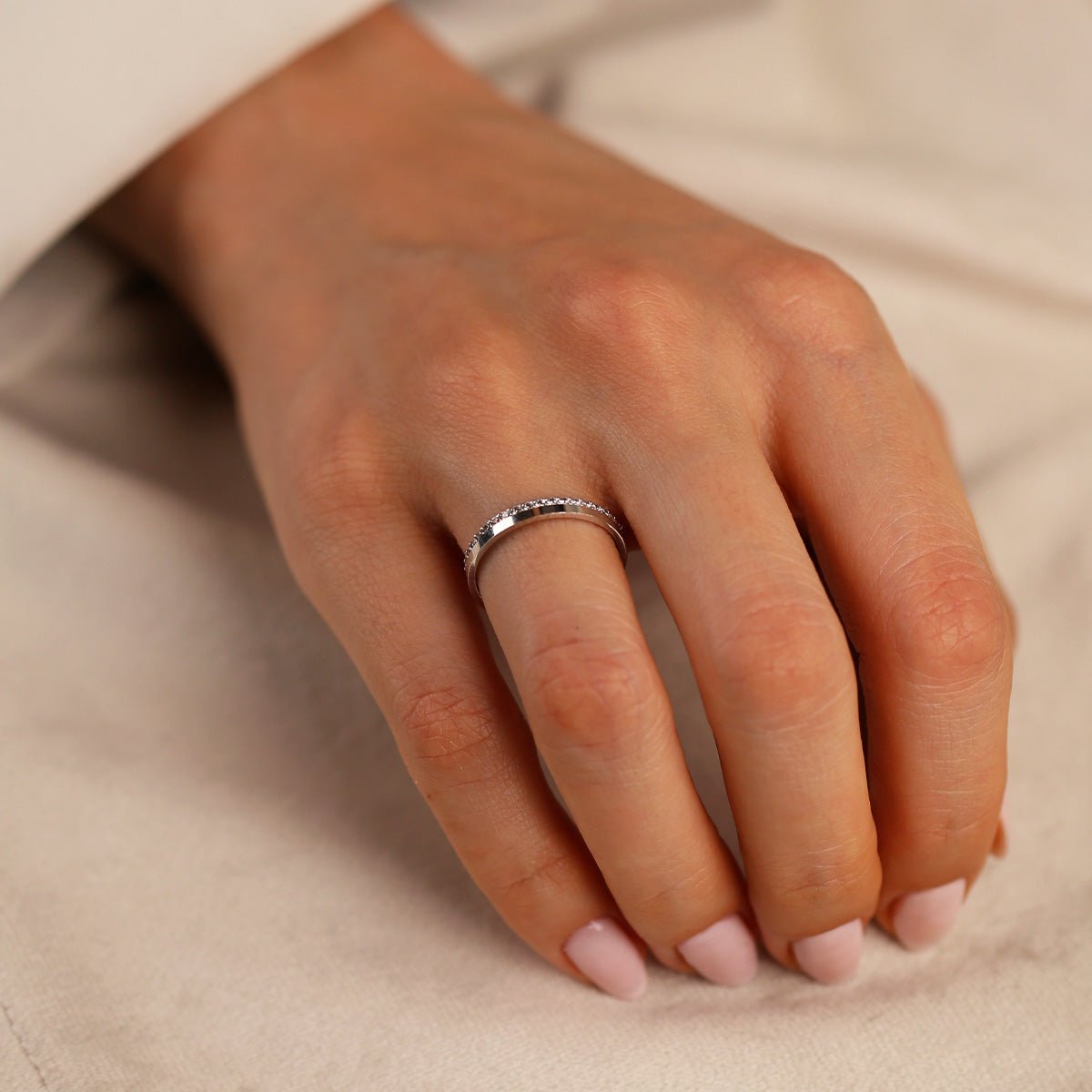 Beyaz Taşlı Model Alyans 14 Ayar Altın - Nur Kuyumculuk