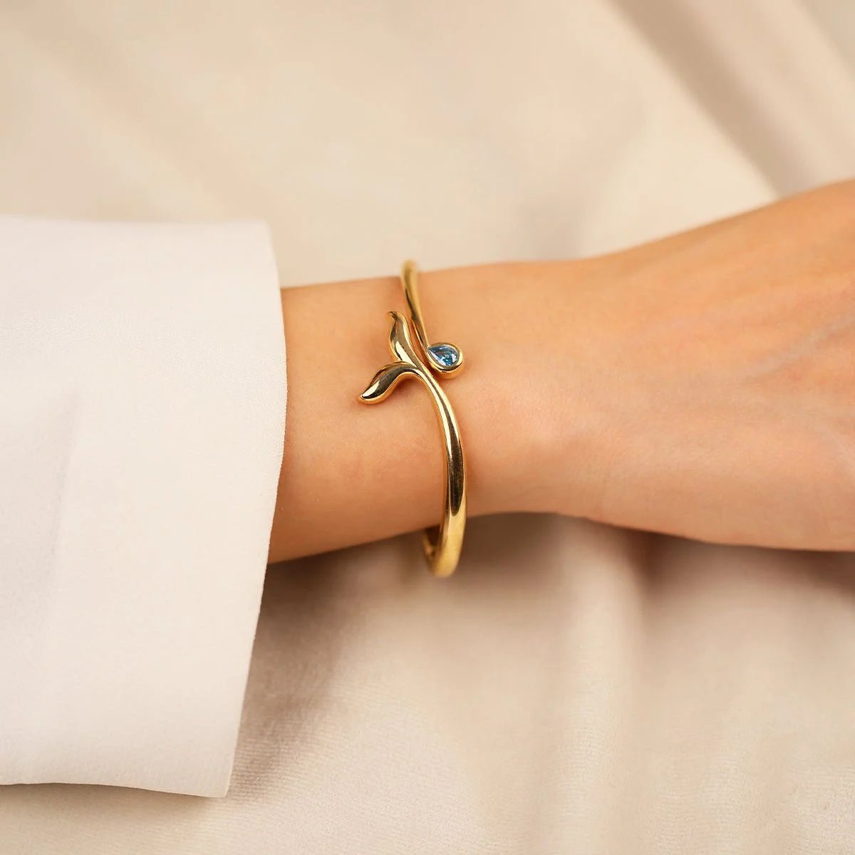 Cetaş Aqualis 14 Ayar Altın Kelepçe - Nur Kuyumculuk