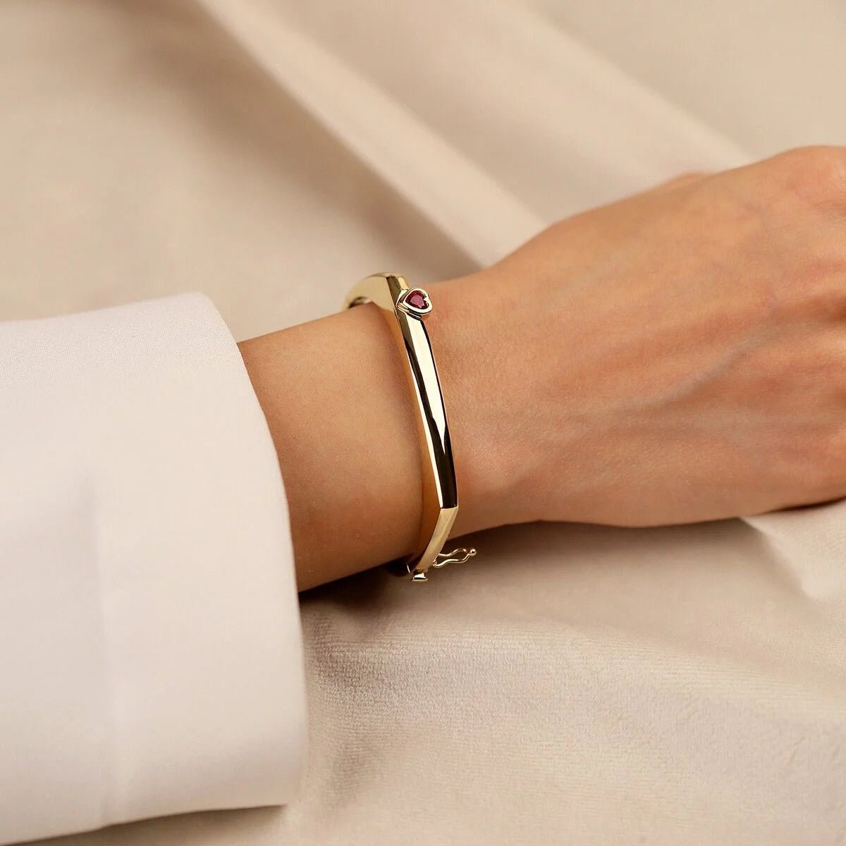 Cetaş Kalpli 14 Ayar Kelepçe - Nur Kuyumculuk