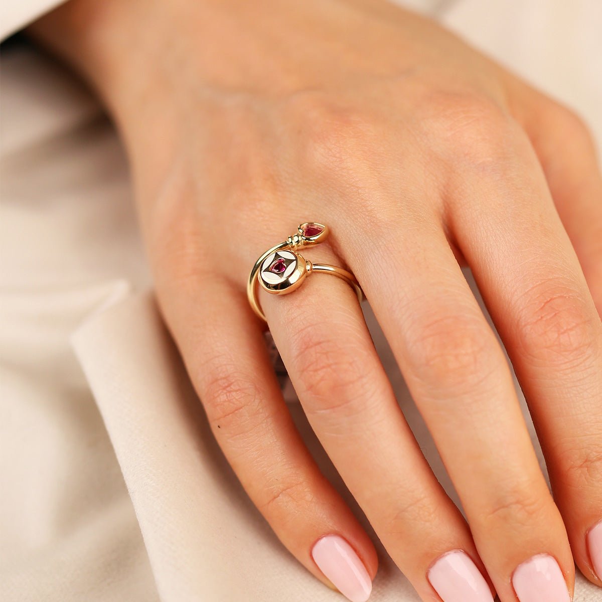 Cetaş Kozmos 14 Ayar Altın Yüzük - Nur Kuyumculuk