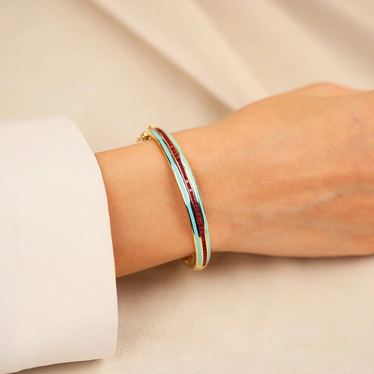 Cetaş Mavi Mineli 14 Ayar Altın Kelepçe - Nur Kuyumculuk