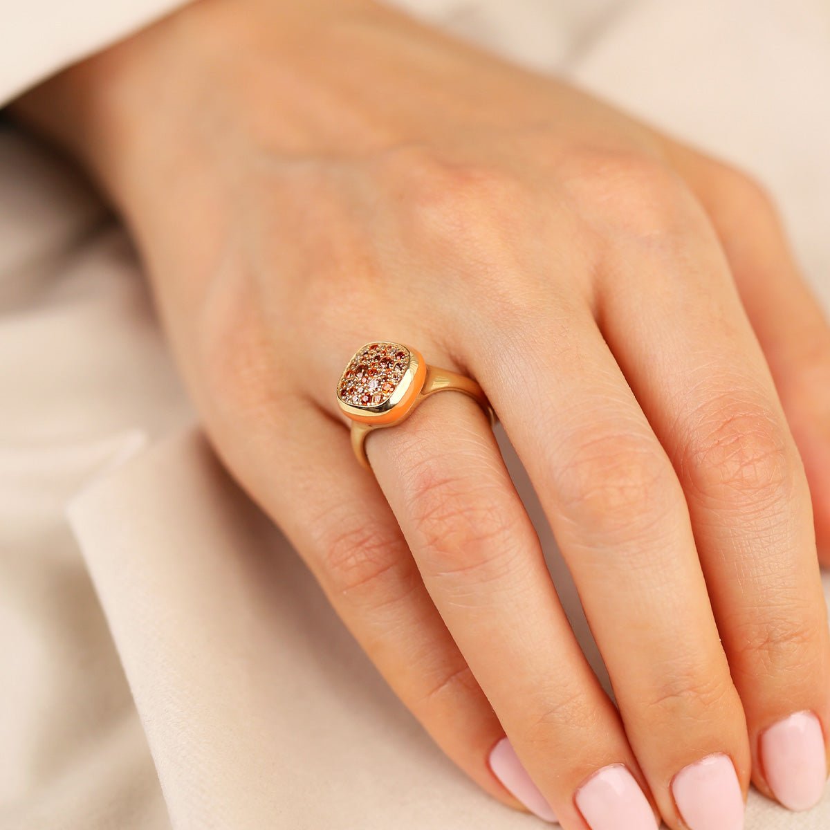 Cetaş Turuncu Taşlı 14 Ayar Altın Yüzük - Nur Kuyumculuk