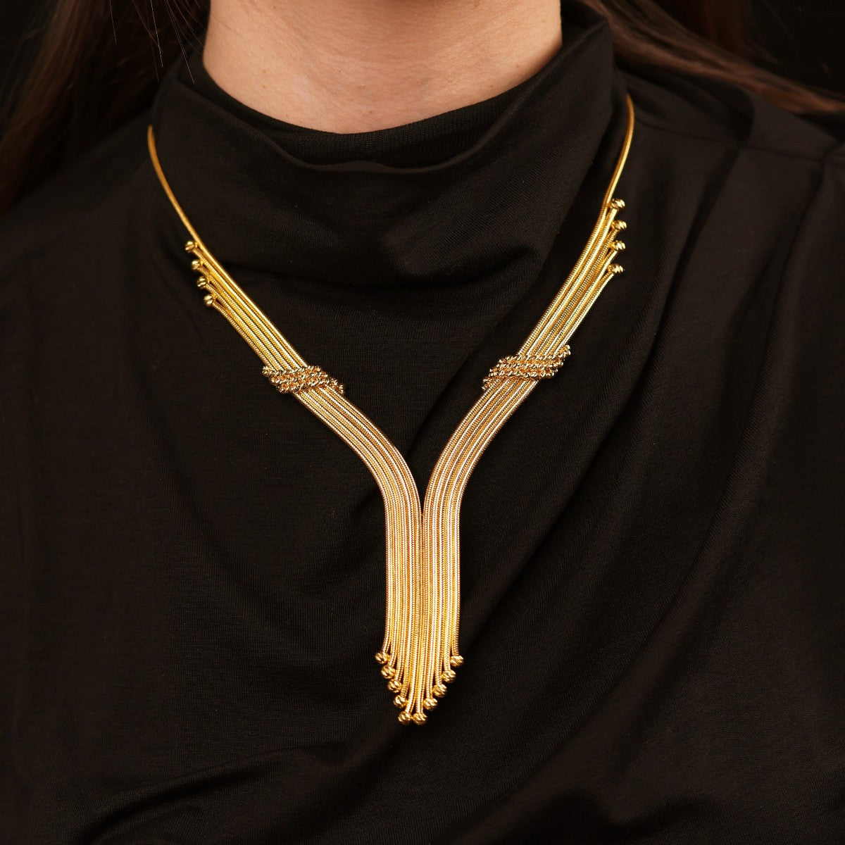 Kalze Zarif Tasarımlı 14 Ayar Altın  Kolye