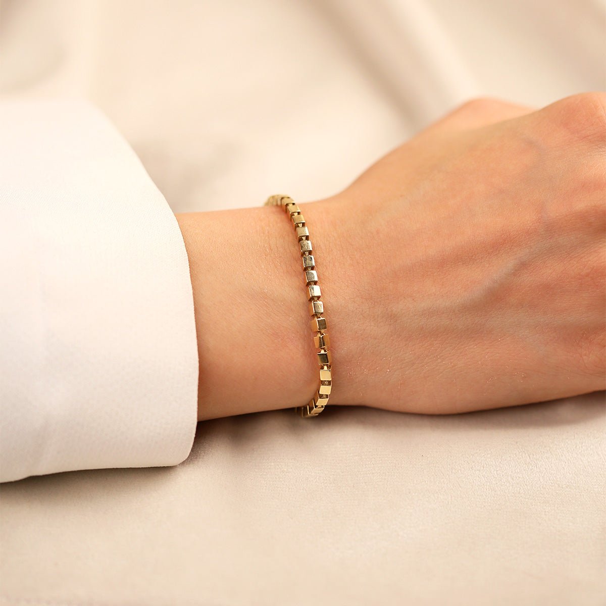 Dorika Toplu 14 Ayar Altın Bileklik - Nur Kuyumculuk