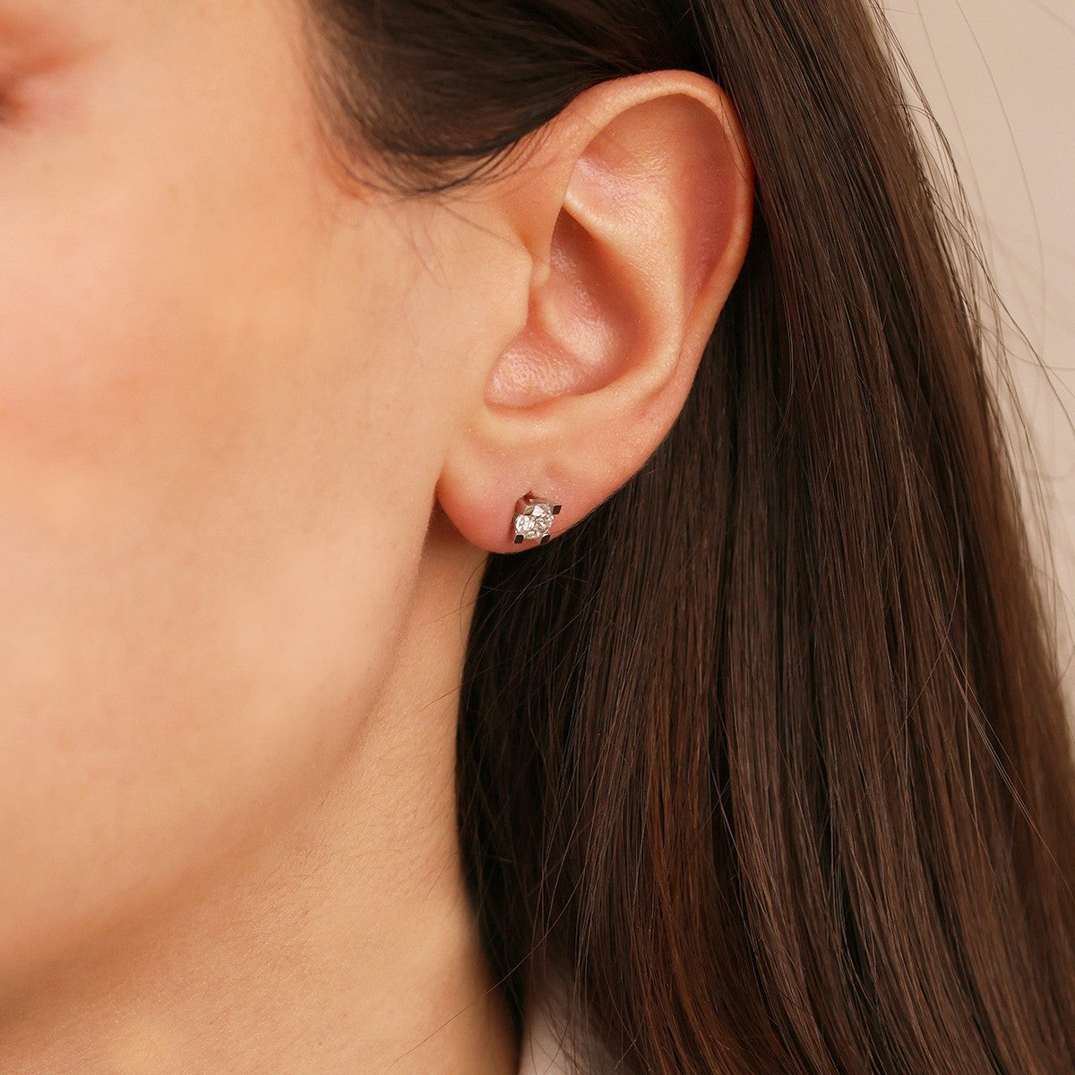 1,01 crt Tektaş pırlanta Küpe