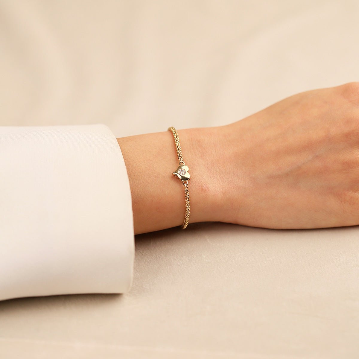 Kalp Detaylı 14 Ayar Altın Bileklik - Nur Kuyumculuk