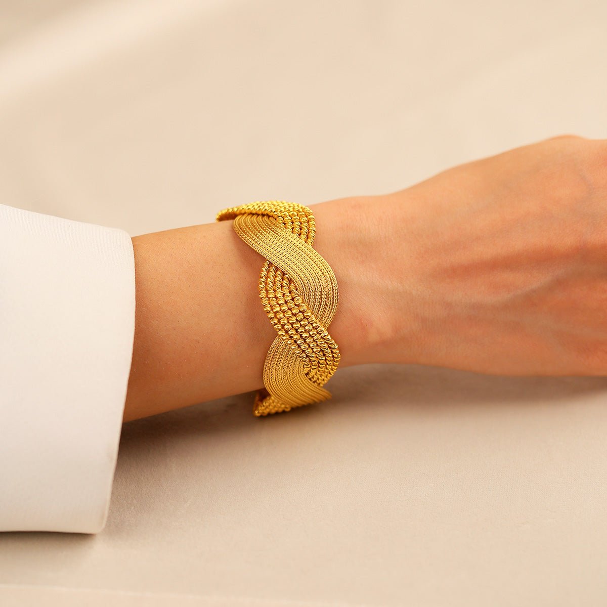 Kalze Dorikalı 14 Ayar Altın Bileklik - Nur Kuyumculuk