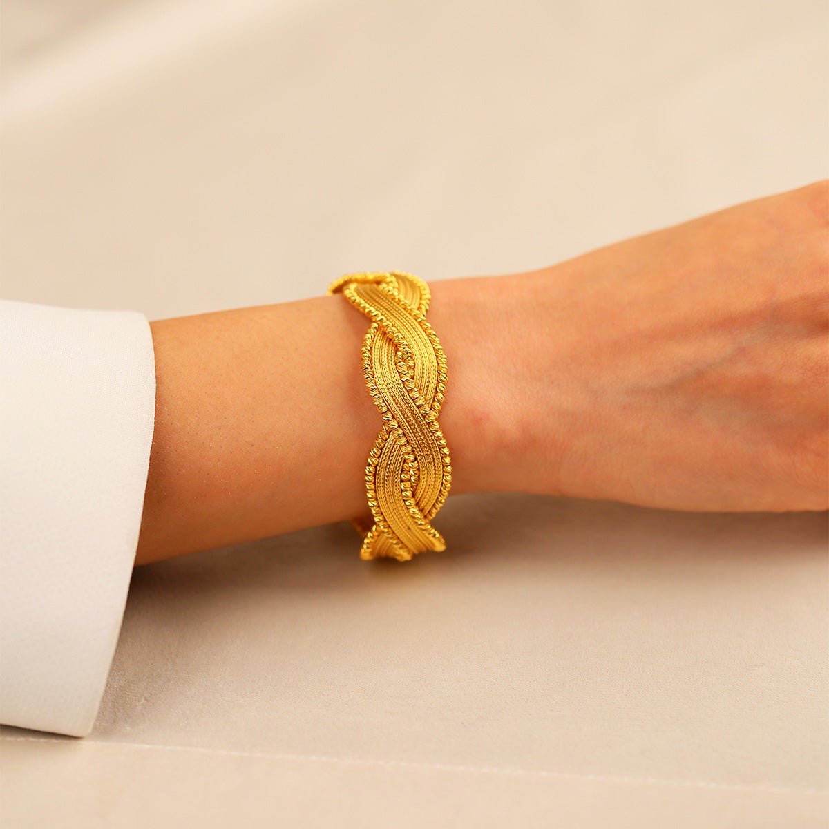 Kalze Dorikalı 14 Ayar Altın Bileklik - Nur Kuyumculuk