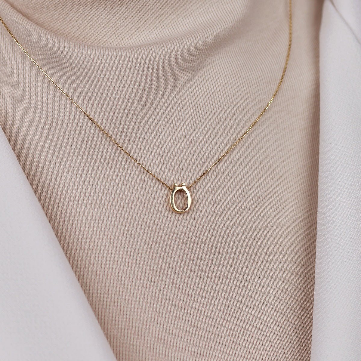 Ö Harfi 14 Ayar Altın Kolye - Nur Kuyumculuk