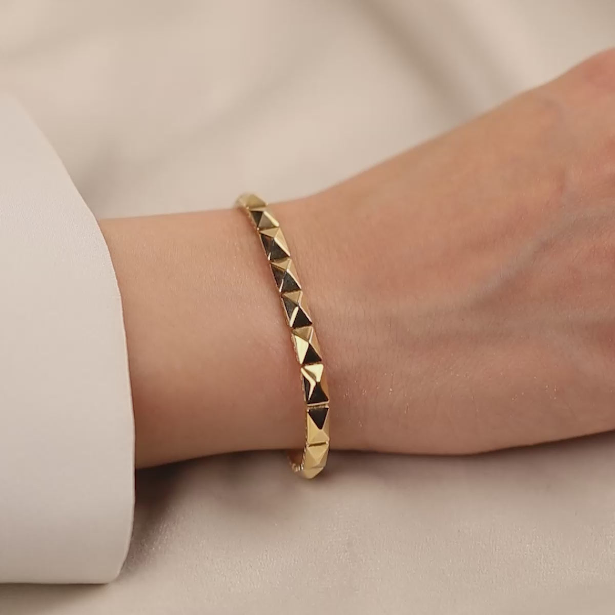 Piramit 14 Ayar Altın Bileklik