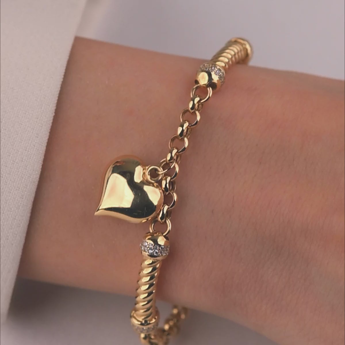 Cetaş Love & Heart Serisi Charm Detaylı 14 Ayar Altın Bileklik