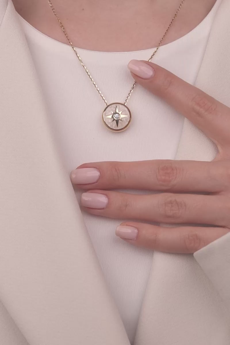 Cetaş Polaris Beyaz Mineli Zincirli 14 Ayar Altın Kolye