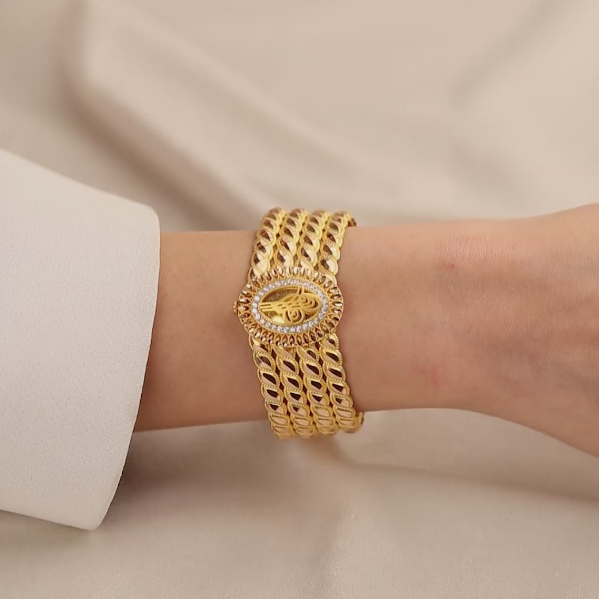 Burgu Model Tuğra Detaylı 14 Ayar Altın Kelepçe