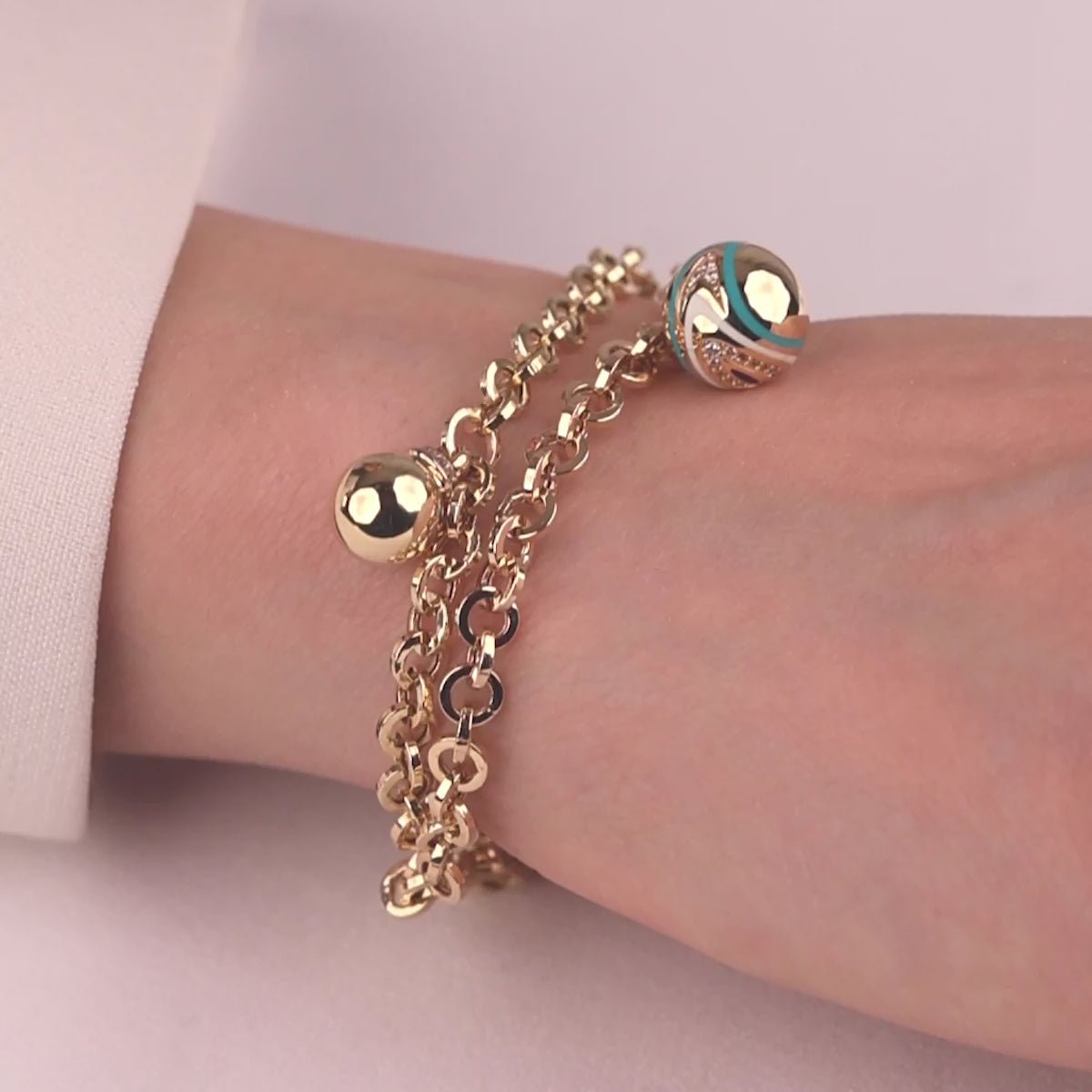 Cetaş Fortuna Çift Zincir Charm Detaylı 14 Ayar Altın Bileklik