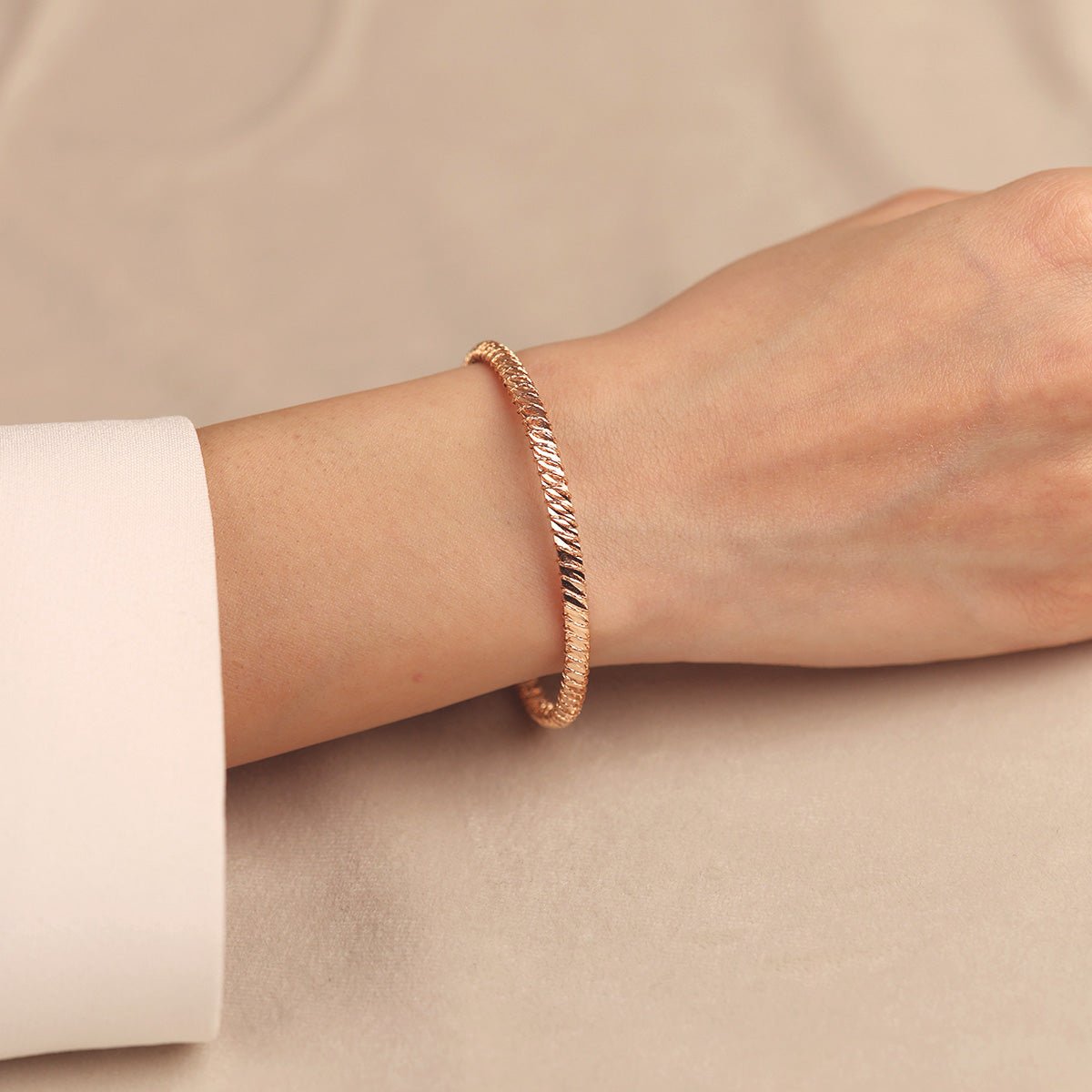 Roz Altın 14 Ayar Altın Kelepçe - Nur Kuyumculuk