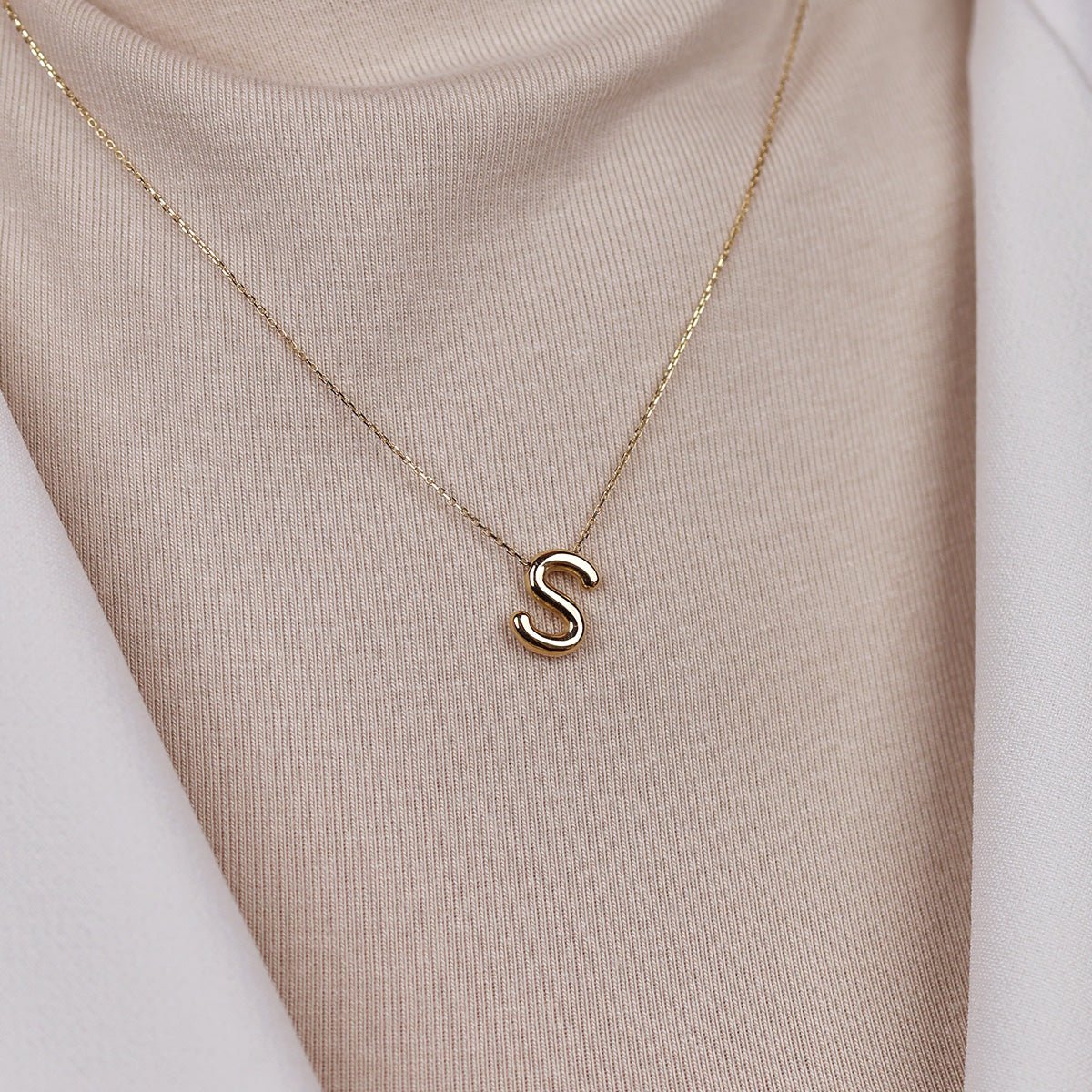 S Harfi 14 Ayar Altın Kolye - Nur Kuyumculuk