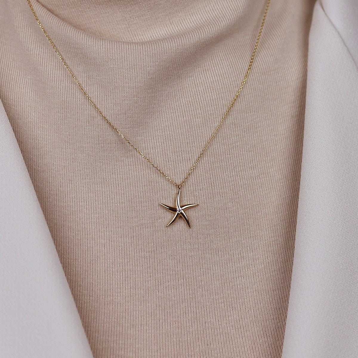 Yıldız Temalı Tek Taş Zincirli 14 Ayar Kolye - Nur Kuyumculuk